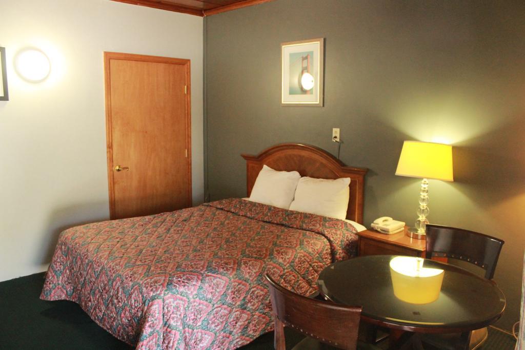 Budget Inn -Yreka Exteriör bild