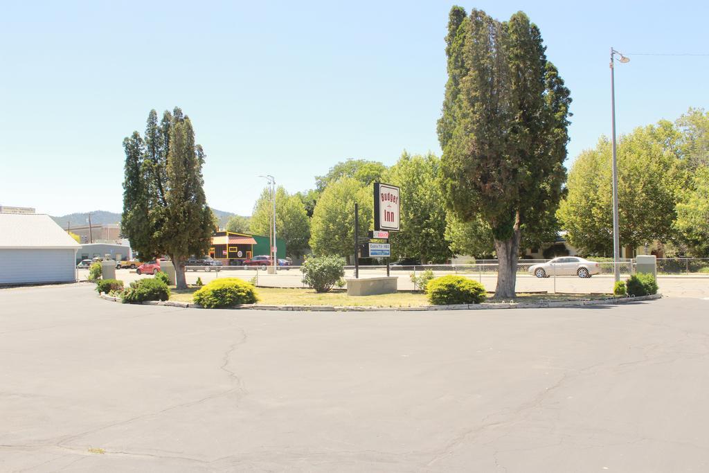Budget Inn -Yreka Exteriör bild